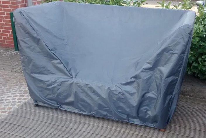 Custom made lounge cover