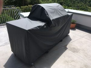 Outdoor kitchen protective cover made to measure